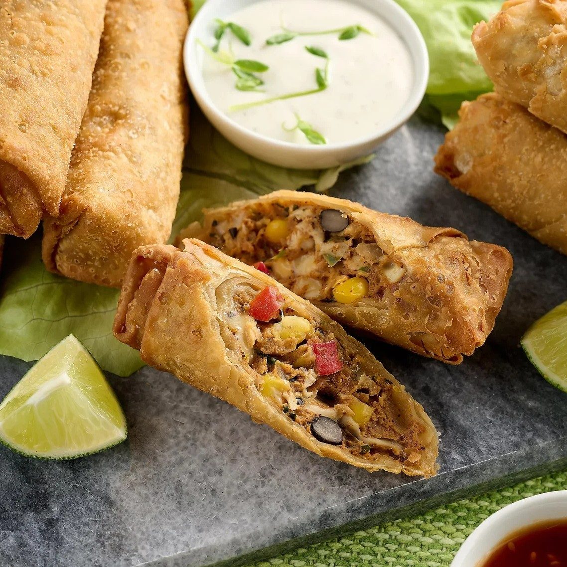 South Western Chicken Egg Roll (2-Pieces).