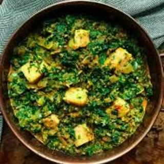 Palak (Spinach) Paneer (Serve with Rice & Naan)