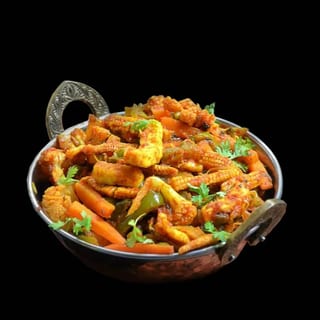 Vegetable Jalfrezi (Serve with Rice & Naan)