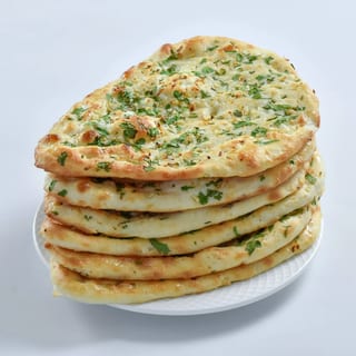 Butter Naan (Indian Flat Bread)